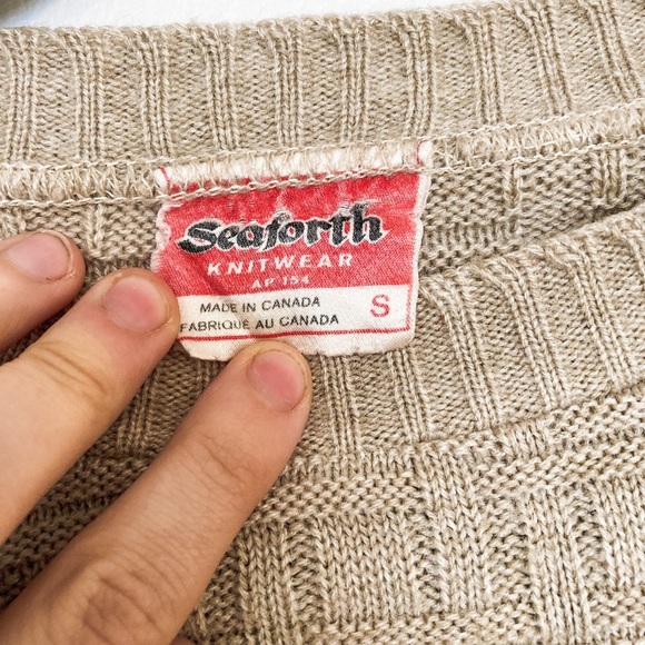 🌾 Vintage Oatmeal Check Knit Sweater - Picture 4 of 5